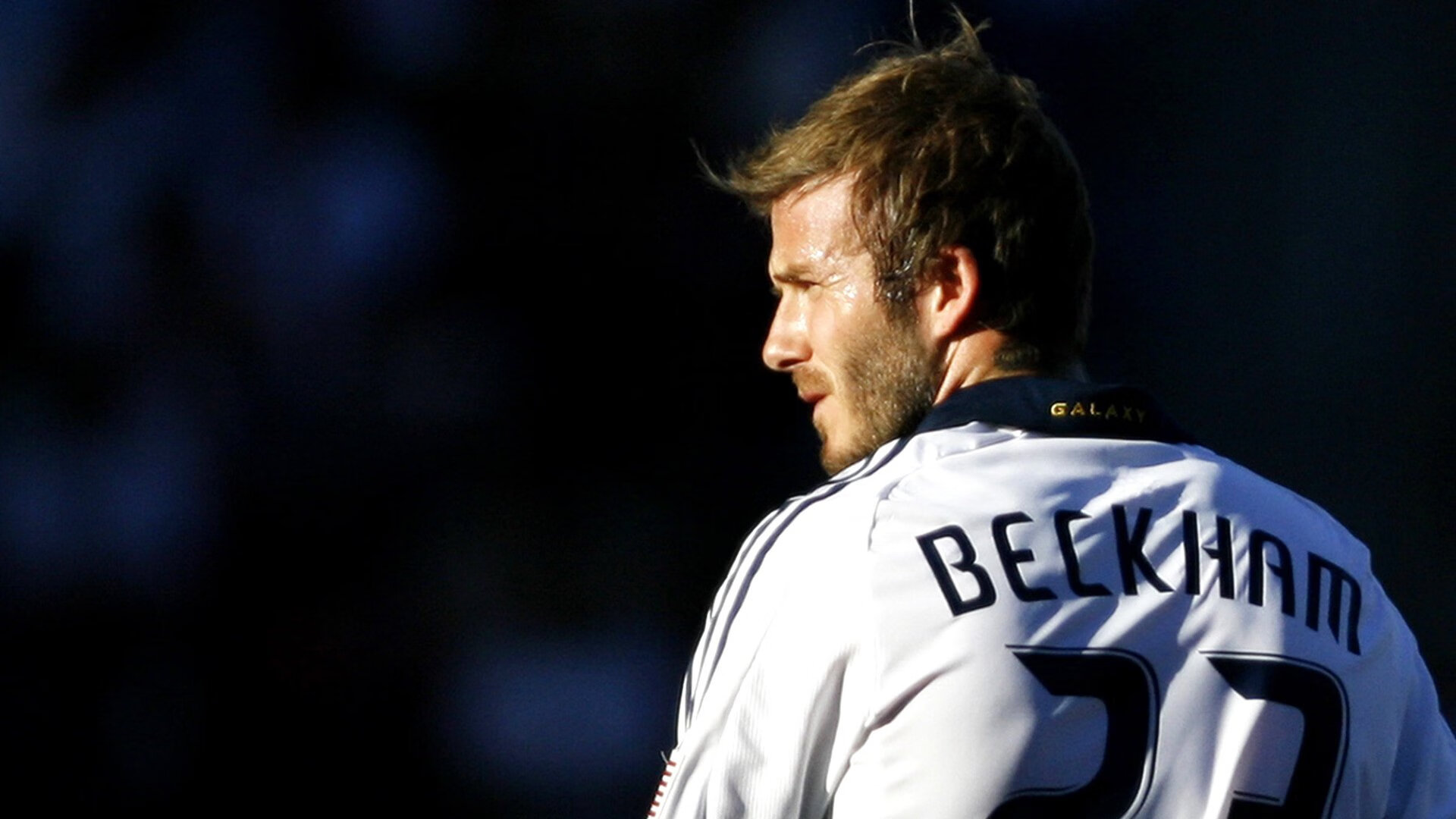 国家队技术分析小组扩大编制强化战术反馈机制